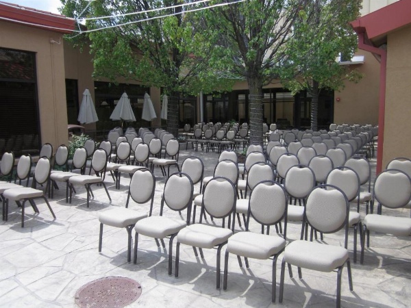 Holiday Inn Chicago North - Gurnee image 18